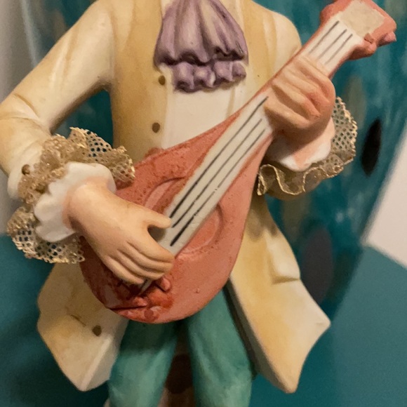 Norleans Japan figurine. Man playing mandolin. No chips, cracks, or fractures. - Picture 3 of 5